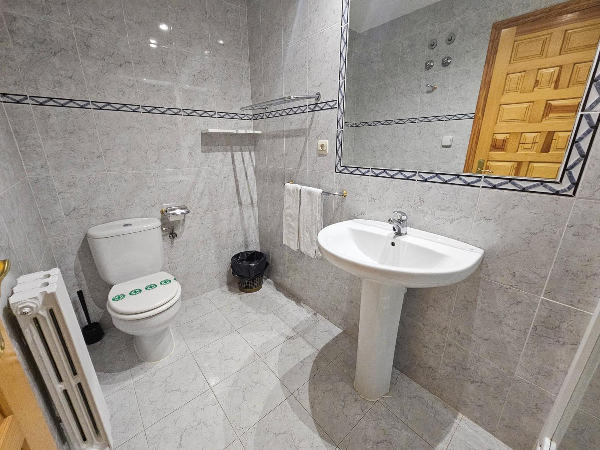 Apartamentos Gavin Biescas 3000 Exterior photo